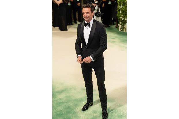 Hugh Jackman ist mittlerweile eine feste Hollywood-Größe, doch bevor die Traumfabrik bei ihm anklopfte, war er bereits ein etablierter Musical-Star, spielte unter anderem in 'Die Schöne und das Biest' ...