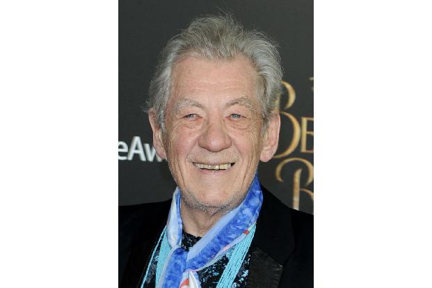 Shakespeare ist ohnehin die große Leidenschaft des Darstellers — kaum eine große Rolle, die er noch nicht gespielt hat, von Macbeth über Hamlet bis zu König Lear.