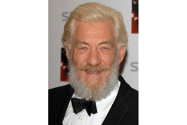 Folglich setzt sich der Star auch schon lange für Chancengleichheit in der Unterhaltungsindustrie ein, mit mehr Inklusivität und Möglichkeiten für alle Künstler*innen, ungeachtet ihrer Herkunft.