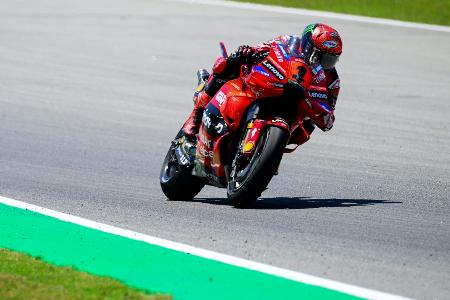 MotoGP: Bagnaia entreißt Martin den Sieg in Barcelona