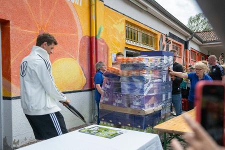Müller und Führich besuchen Blankenhainer Tafel