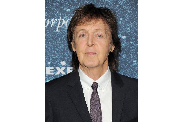 Das vergangene Jahr war einträglich für den Ex-Beatle. So hatte ein Beyoncé-Cover des Songs 'Blackbird' seine Musik auch denjenigen erschlossen, die bislang nicht viel mit der Musiklegende zu tun hatt ...