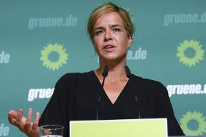 Neubaur: Verständnis für "gemischte Gefühle" der BVB-Fans