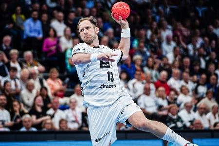 Sieg bei Weinhold-Abschied: Kiel sichert Rang vier ab