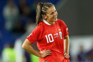 Köln verpflichtet  "Topspielerin" Feiersinger aus Rom