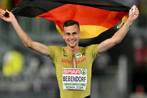 Bebendorf jubelt: EM-Bronze in CR7-Unterhose