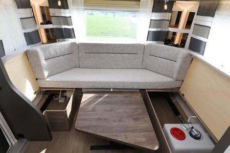 Hobby Excellent Edition 495UL (2024) f