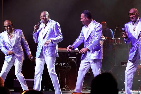 Harte Vorwürfe von Alexander Morris: Four-Tops-Sänger verklagt Klinik