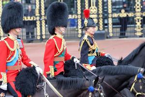 William, Anne und Edward reiten bei "Trooping the Colour" mit