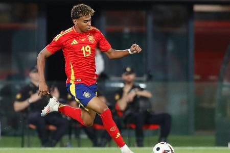 Spanier Yamal jüngster EM-Spieler der Geschichte