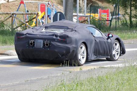 Ferrari F173 M Erlkönig SF90-Nachfolger