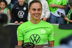 Nach Wolfsburg-Abschied: Pajor unterschreibt in Barcelona