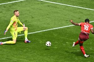 DFB-Elf für Ungarns Gulacsi "absoluter Titelfavorit"