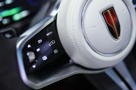 Hongqi E-HS9 Elektro-SUV