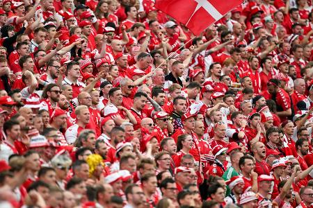 Wegen UEFA-Beleidigung: Dänen müssen 10.000 Euro zahlen
