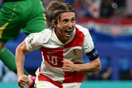 In letzter Minute: Italien hält Kroatien auf Distanz