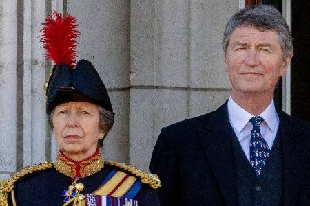 Prinzessin Anne im Krankenhaus: Ihr Ehemann sagt, es geht ihr gut