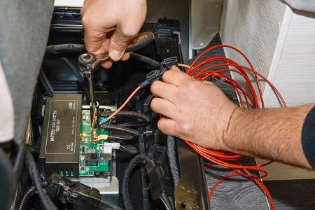 HŠnde, Kabel, Aufbaubatterie, SchraubenschlŸssel