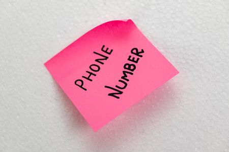 Alltagsfrage: Schützt ein Zettel mit der Handynummer vor dem Abschleppen?