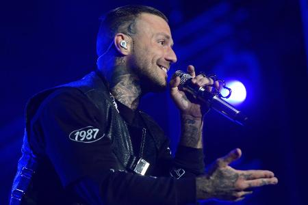 Vor EM-Achtelfinale: Rapper Kontra K besucht DFB-Team