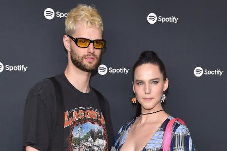 Aus gesundheitlichen Gründen: Sofi Tukker sagen Auftritte im Juli ab