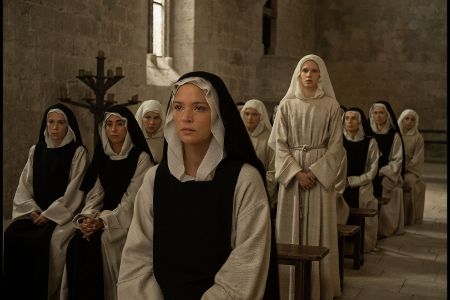 Nonnen in einem Kloster beim Gebet