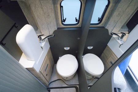 Detleffs Globetrail, Klappwaschbecken 