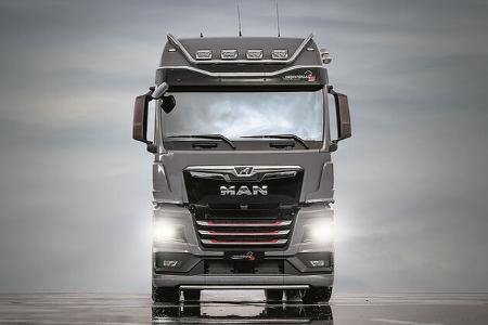 MAN TGX Individual Lion S