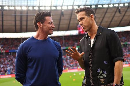 Hugh Jackman und Ryan Reynolds: Hollywoodstars zu Gast bei der Heim-EM