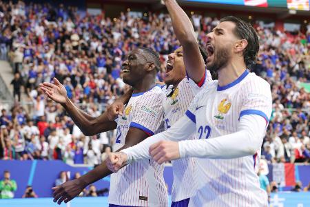 Spanien gegen Frankreich: Zwei Pässe, Wahlheimat, Legionäre