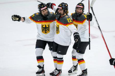 Olympia-Quali der Eishockey-Frauen in Bremerhaven