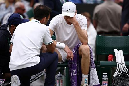 Sinner scheitert: Medwedew fordert erneut Alcaraz