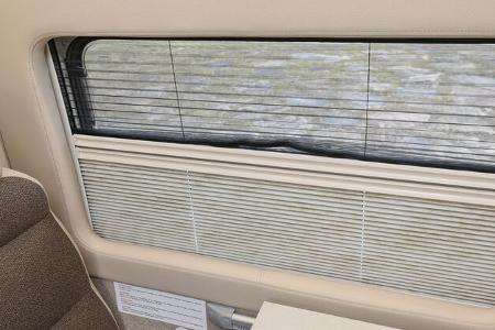 Vergleichstest Karmann vs LMC: Karmann Davis 600 LS Abdunklung