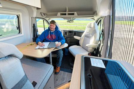 Vergleichstest Karmann vs LMC: LMC Innovan 592 Tisch