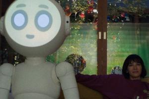 "Sunny" startet bei Apple TV+: "Black Mirror" in Serienlänge