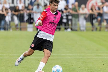 Eintracht-Juwel Uzun lernt aus Messi-Videos