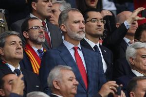 König Felipe will im EM-Finale seinem Team wieder Glück bringen