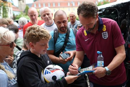 Vor EM-Finale: Flughafen benennt Terminal nach Southgate