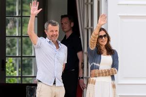 Premiere für Frederik und Mary: Wachablösung in der Sommerresidenz