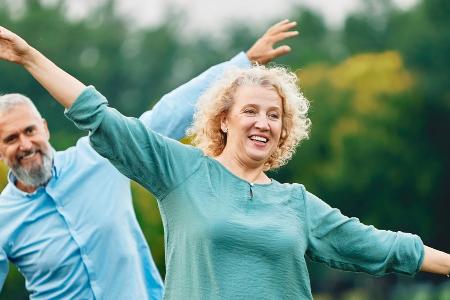 Besonders im Alter wichtig: So trainiert man die Balance