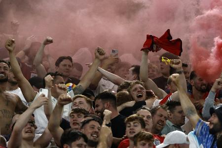 Stimmung ausgelassen: Berlin feiert sich warm