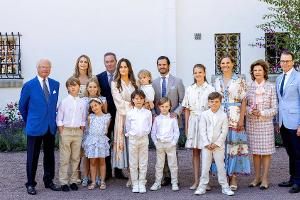 Zum Victoria-Tag: Neues Familienfoto der schwedischen Royals