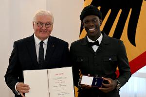 Steinmeier zeichnet Basketball-Weltmeister aus