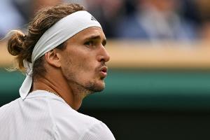 Zverev locker im Halbfinale von Hamburg