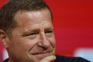 Eberl verteidigt Hoeneß: "Viel zu oft Kritik ausgesetzt"