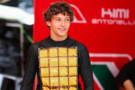 Formel 2: Antonelli profitiert von Safety Car und gewinnt