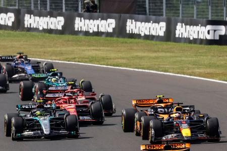 Formel 1: Noten und Einzelkritik zum Ungarn-GP - Der Große Preis von Ungarn wurde am Sonntag zu einem besonderen Tag für McLaren. Der britische Rennstall fuhr einen ungefährdeten Doppelsieg ein - die Reihenfolge der Piloten sorgte aber für Diskussionen. WM-Leader Max Verstappen verlor dahinter derweil komplett die Nerven. Alle Fahrer in der Einzelkritik: