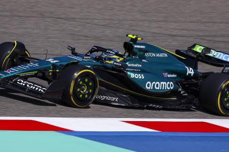 Platz 11: Fernando Alonso (Aston Martin) - Note: 3,5 - War ein Nutznießer am Start, konnte sich aber nur kurz vor Sainz halten. Letztlich ging die Idee mit weichen Reifen aber nicht auf. Rutschte nach einem frühen Reifenwechsel ins Mittelfeld. Konnte anders als Stroll gegen Ende auch nicht mehr zulegen.