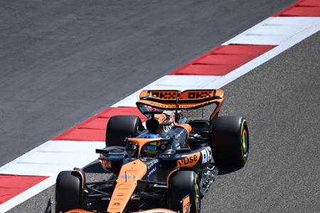 Platz 1: Oscar Piastri (McLaren) - Note: 2,0 - Behielt beim Start die Nerven und setzte sich mit starken Zeiten schnell ab. Ab dem zweiten Stint war Norris schneller als er. Verlor im Zuge des zweiten Stopps sogar die Führung und brachte das Team bei der Stallorder in eine unangenehme Position. Gewann letztlich nur, weil Norris ihm den Sieg schenkte.