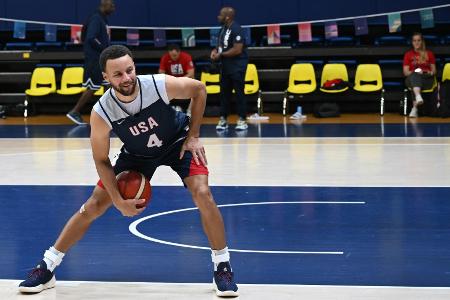 US-Wahl: Basketballstar Curry unterstützt Harris